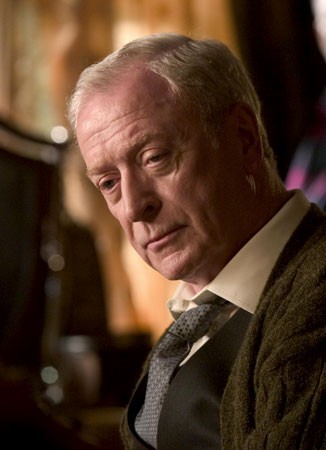 Michael Caine jako Alfred